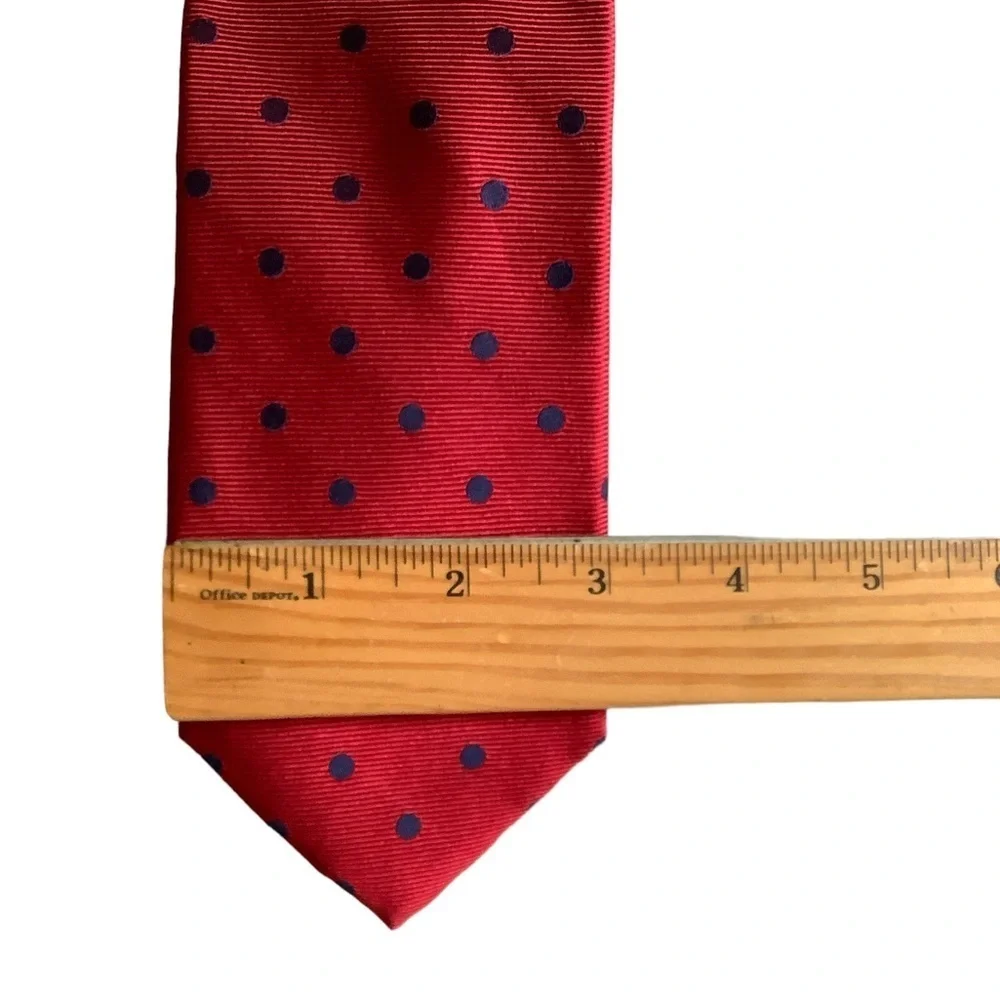 Tommy Hilfiger Silk Red Necktie